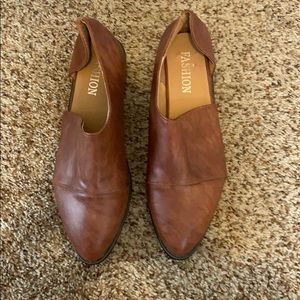 Fashion brown loafers